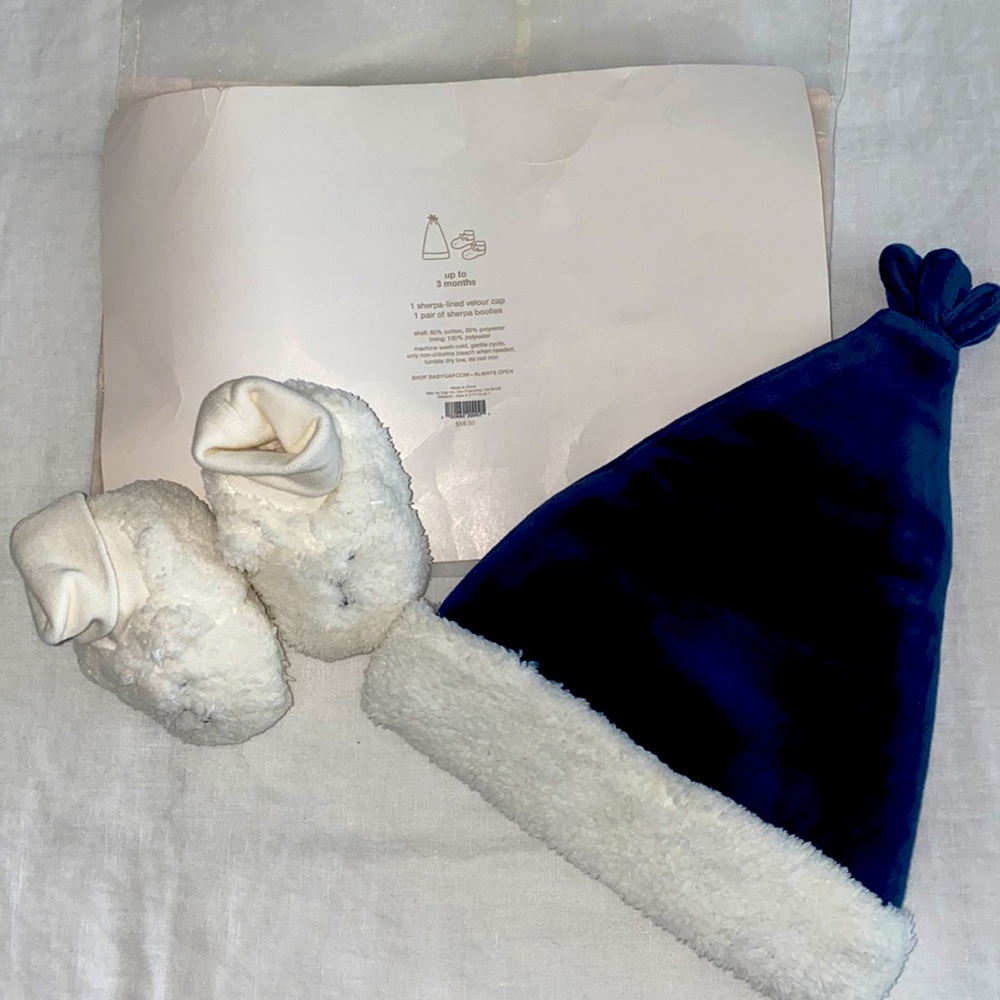 Baby Gap Velour Cap and Booties Newborn